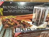 Biltong Machine (Rickyming) - Includes Recipes; Plastic Hooks; Aluminium Hanging Rods